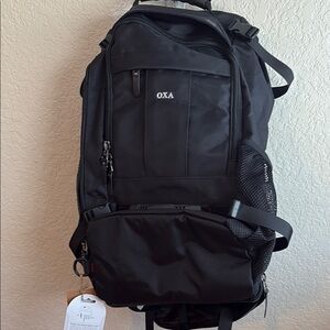 Oxa Black Men's travel Backpack